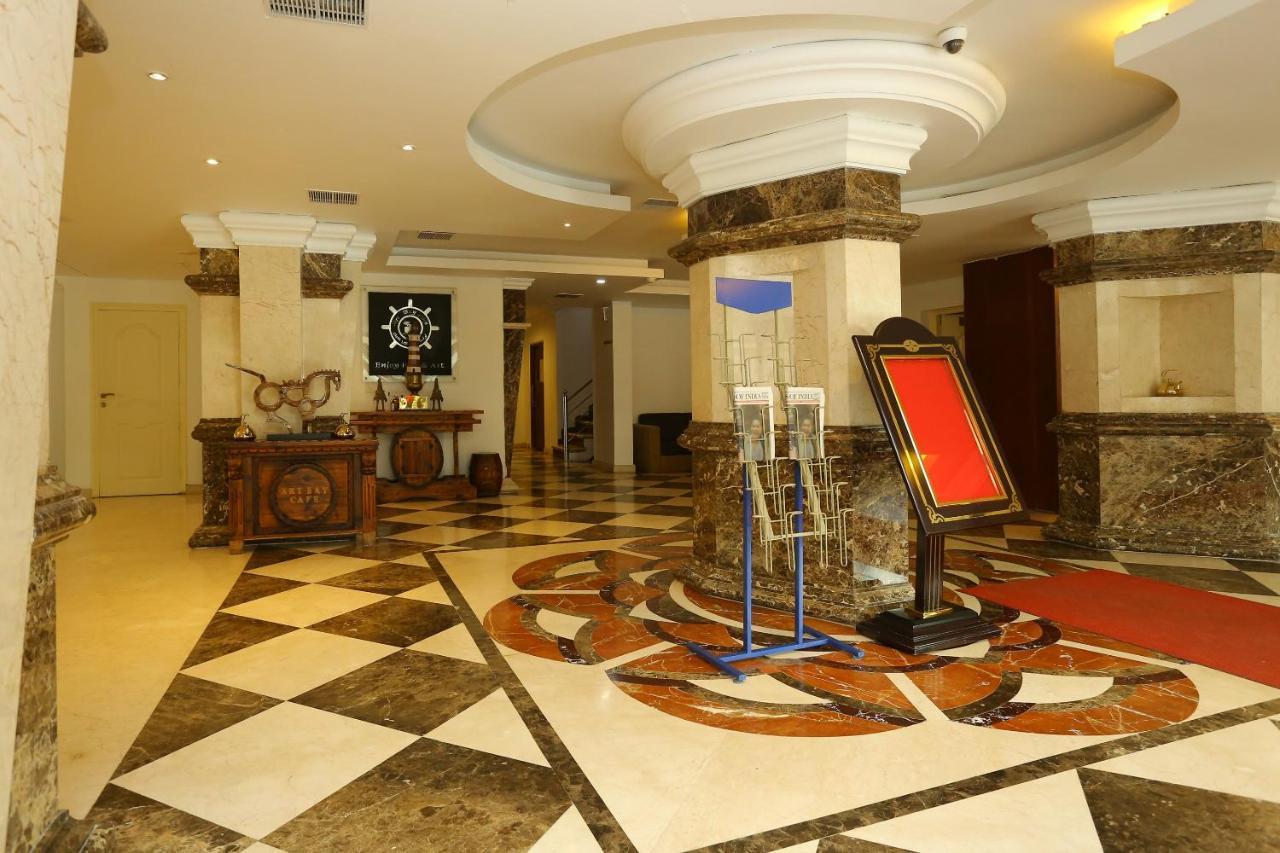 Emarald Hotel Cochin Коччи Экстерьер фото