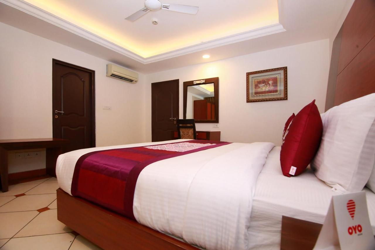 Emarald Hotel Cochin Коччи Экстерьер фото